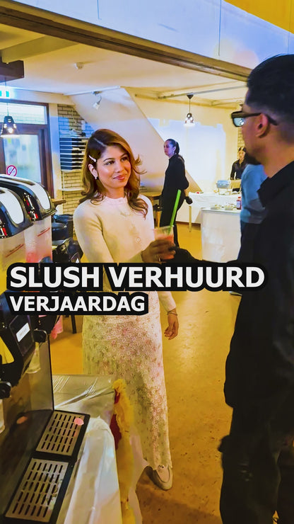 Boek een Slush Machine voor 4 uur (incl. 1 onderhoud personeelslid)